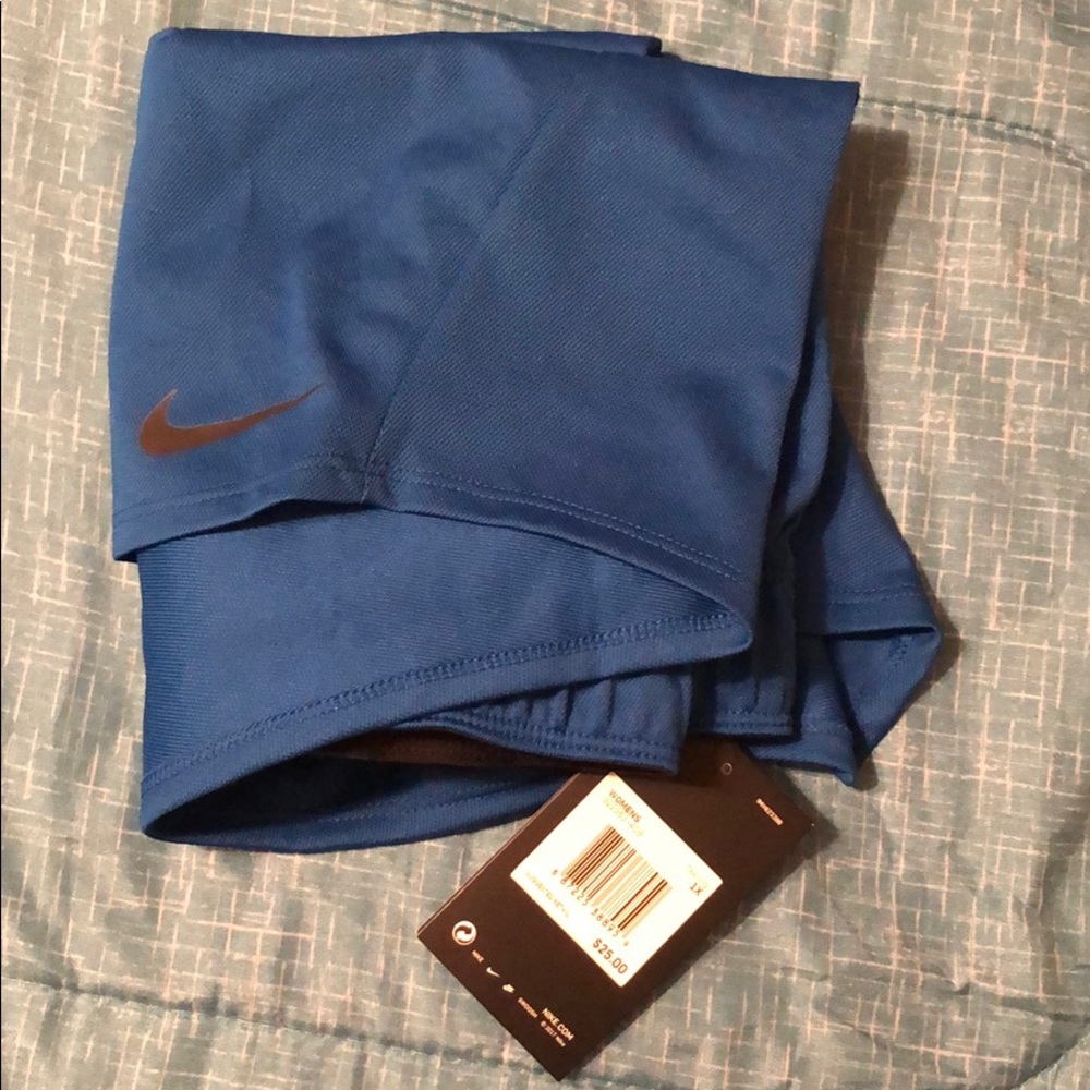 Nike workout shorts women’s